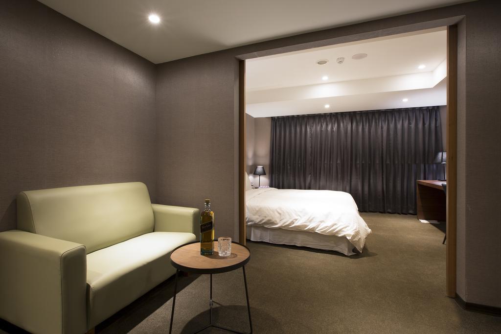 Noble Hotel Taipeh Exterior foto