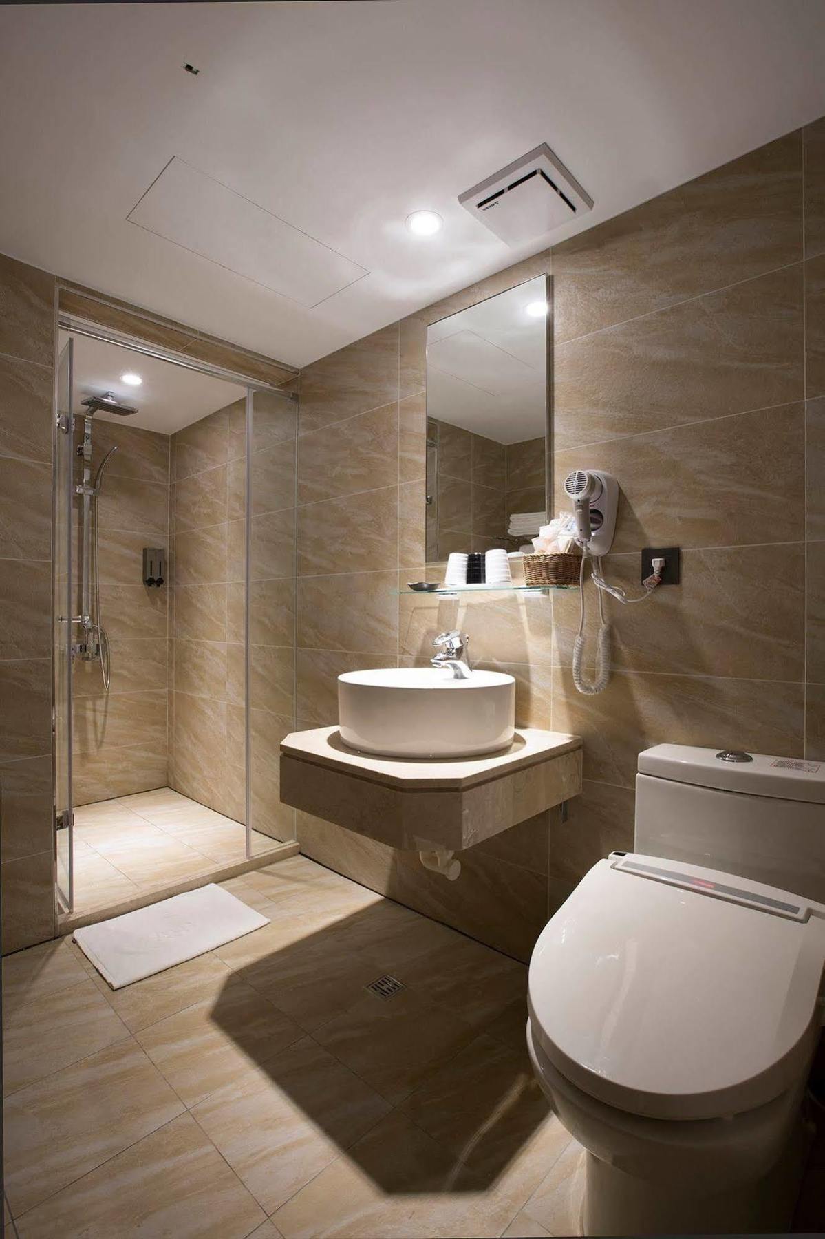Noble Hotel Taipeh Exterior foto