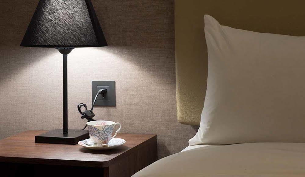 Noble Hotel Taipeh Exterior foto